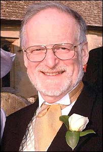 Dr David Kelly 